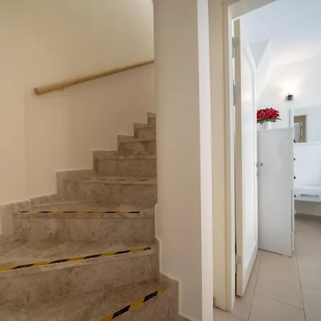 Two-bedroom In - Aquarius * 戈西克